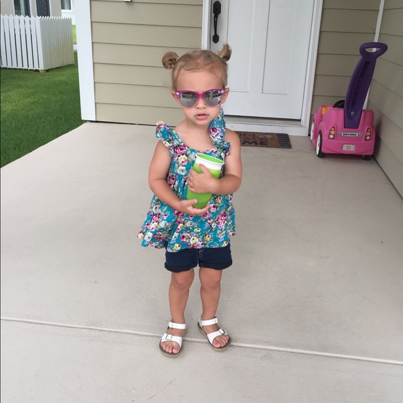 Meet your Posher, Kaycee - Picture 2 of 8